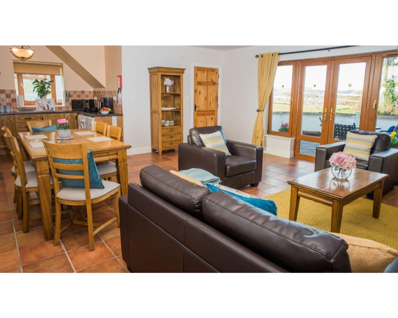 East Clare Golf Village 3*