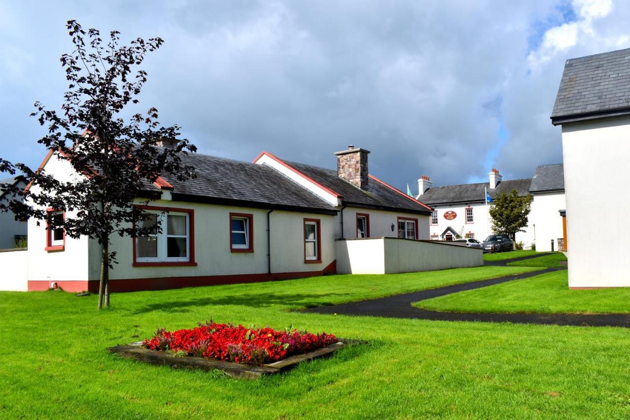 East Clare Golf Village 3*
